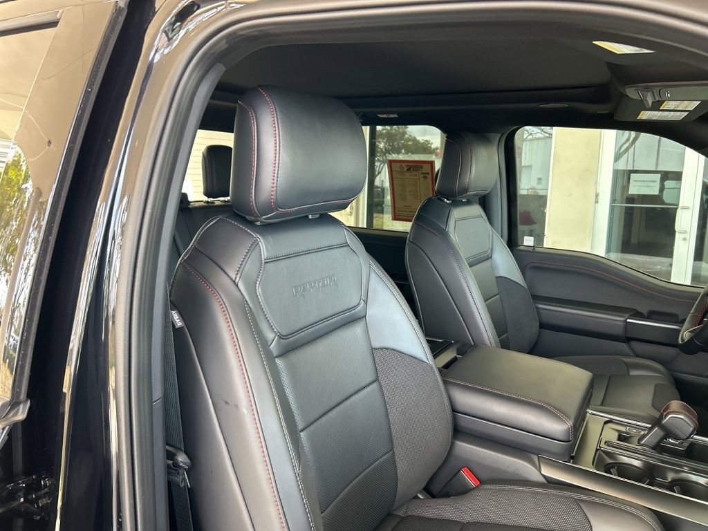 Used 2025 Ford F150 Raptor image 22