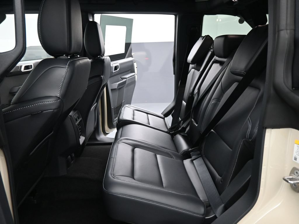 New 2026 Ford Bronco Outer Banks AWD/4WD image 19