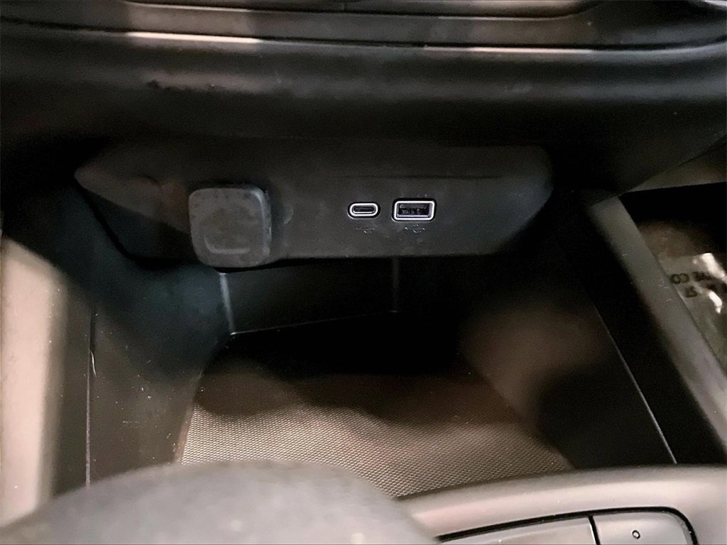 Used 2024 Chevrolet Trax RS image 26