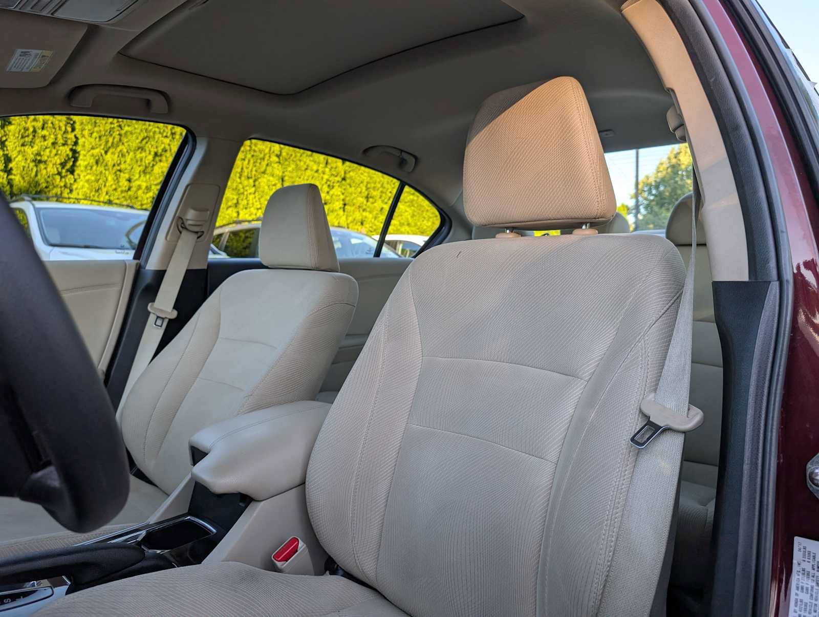 Used 2017 Honda Accord EX image 21