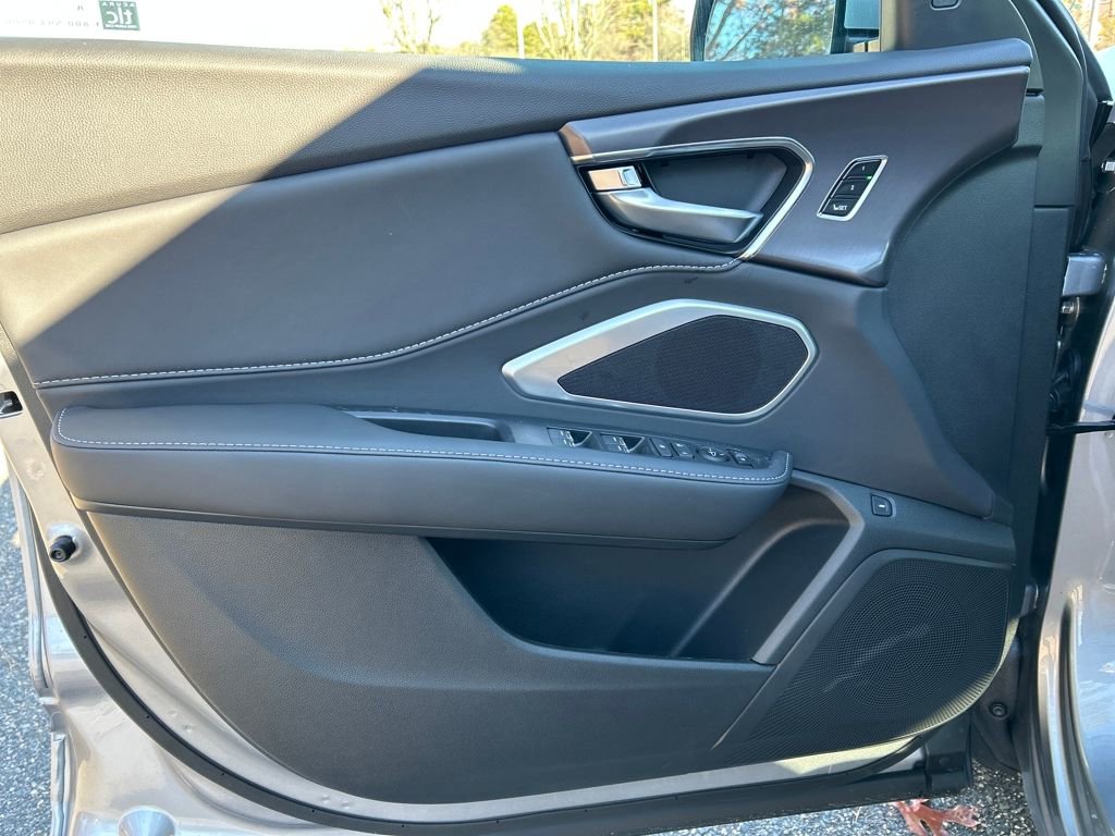 New 2026 Acura RDX SH-AWD image 11