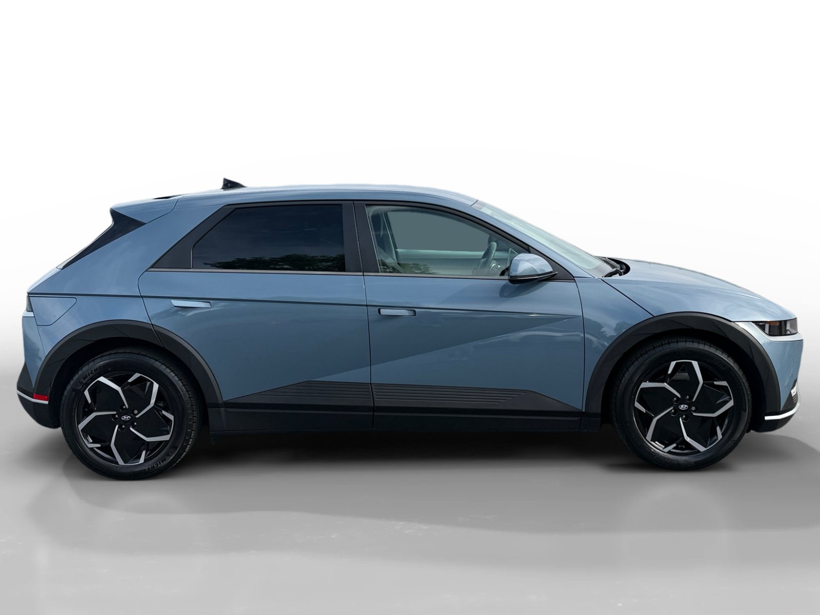 Certified 2024 Hyundai Ioniq 5 SEL RWD image 6