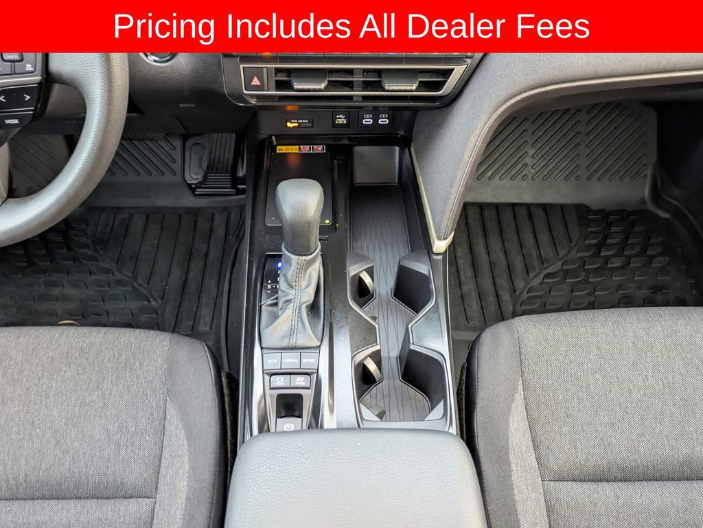 Certified 2025 Toyota Camry LE w/ Convenience Package FWD image 19