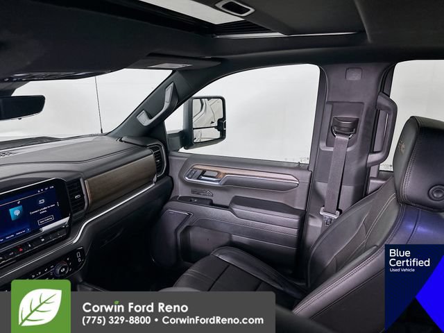 Used 2023 Chevrolet Silverado 1500 High Country w/ High Country Premium Package AWD/4WD image 28