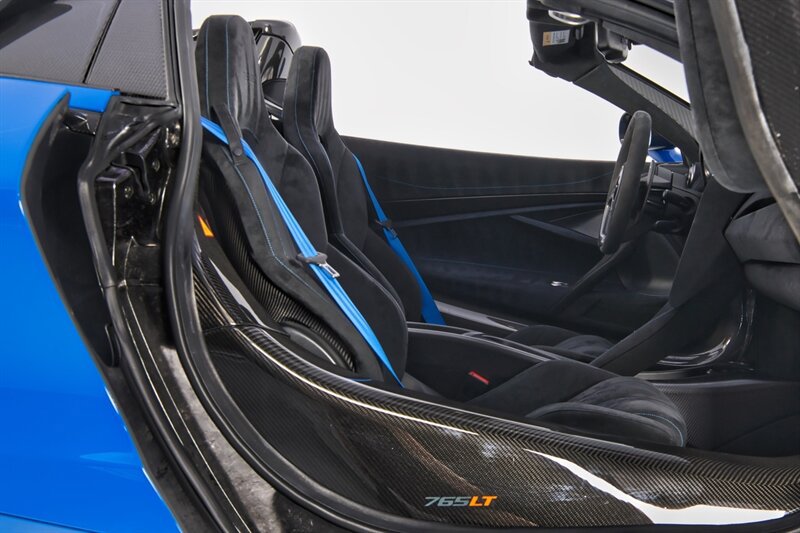 Used 2022 McLaren 765LT RWD image 34