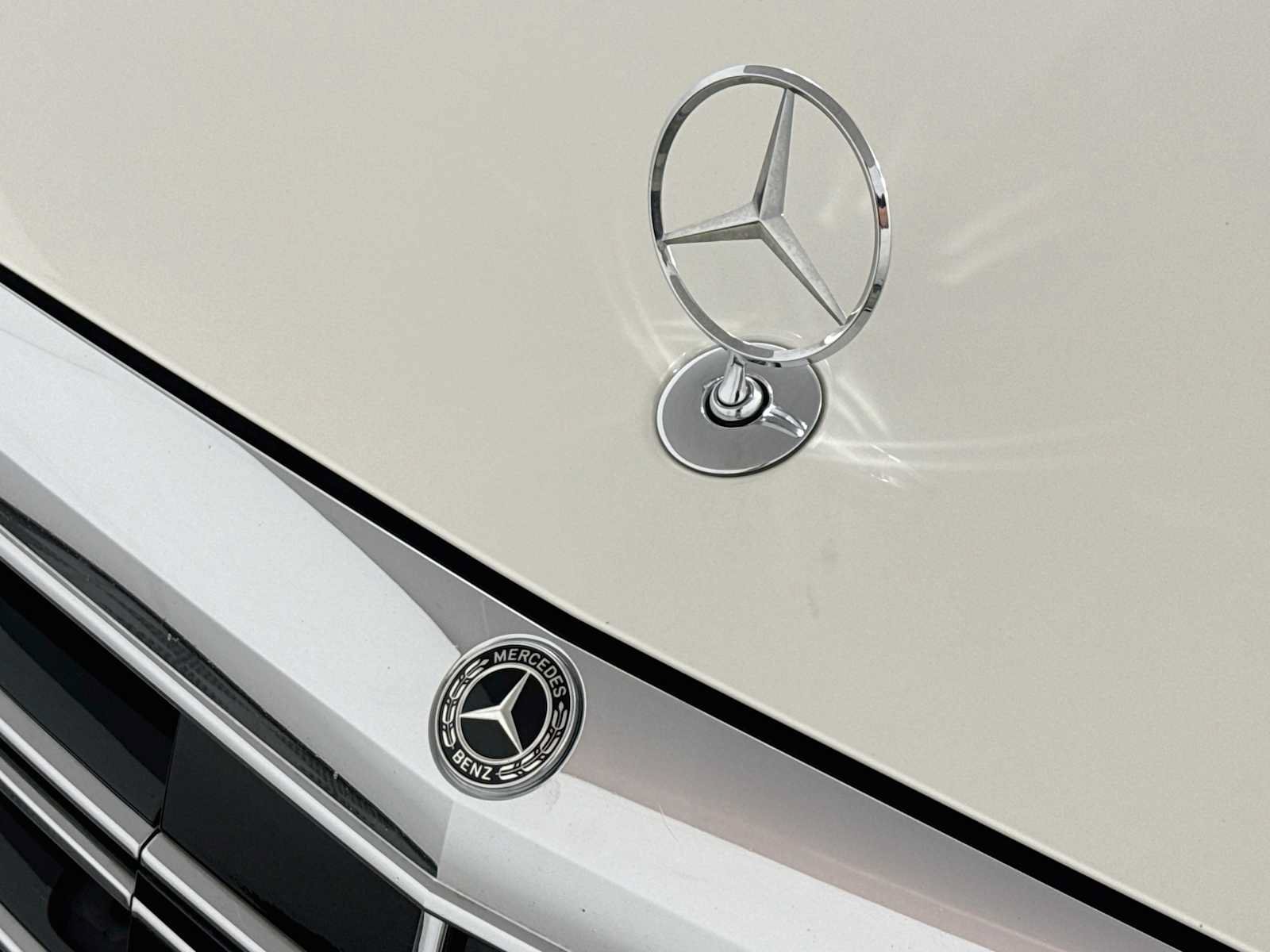 Used 2018 Mercedes-Benz S 560 4MATIC Sedan image 36