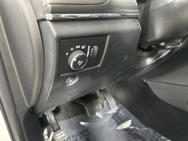 Used 2022 Jeep Grand Cherokee Limited AWD/4WD image 23