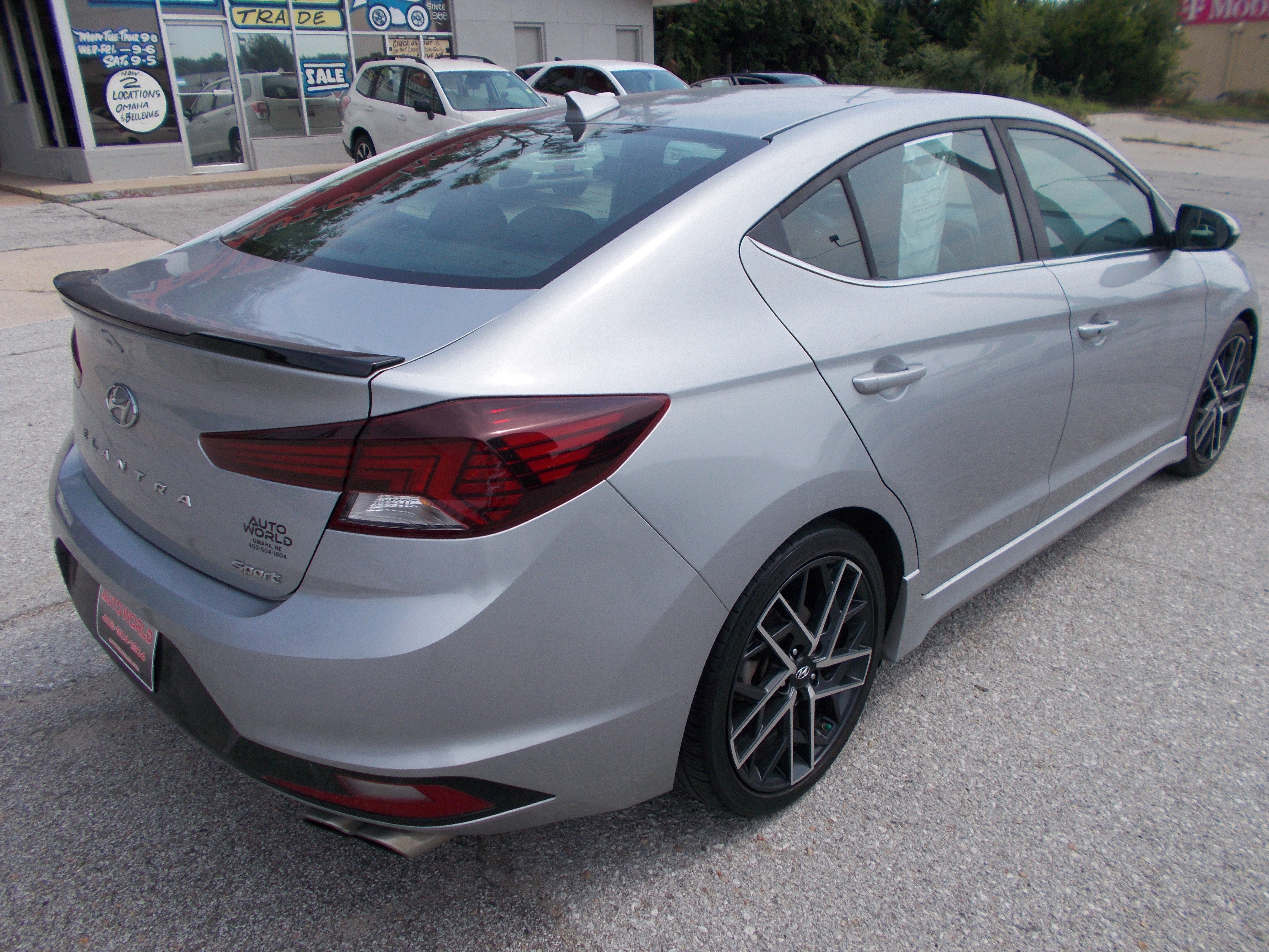 Used 2020 Hyundai Elantra Sport w/ Cargo Package (C1) image 5