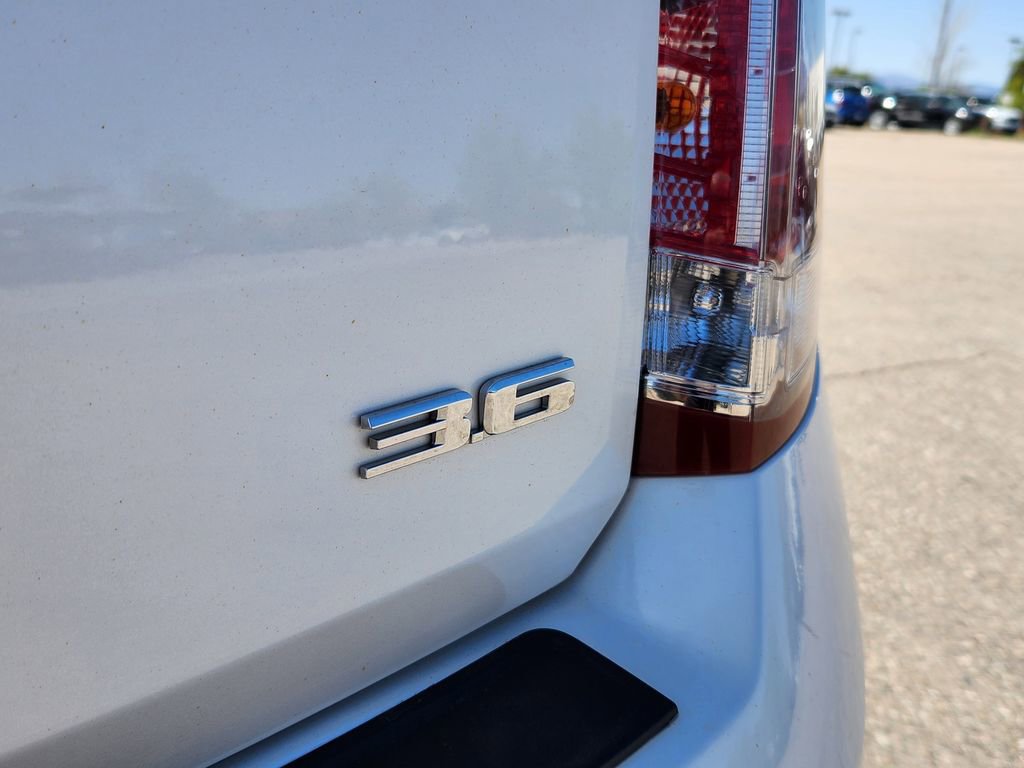 Used 2016 Cadillac SRX Premium w/ Driver Assist Package AWD/4WD image 32