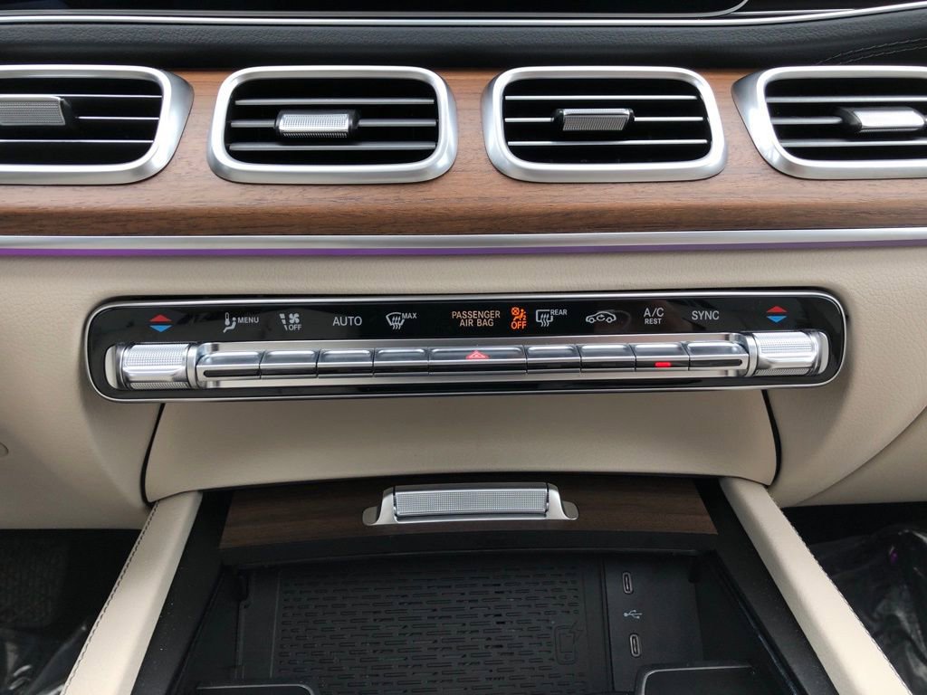 New 2026 Mercedes-Benz GLS 450 4MATIC image 30