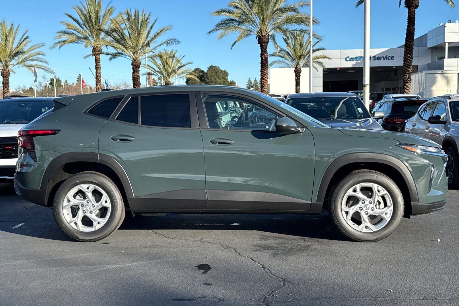 New 2026 Chevrolet Trax LS w/ LS Convenience Package image 2