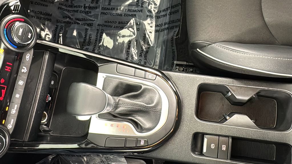 Used 2024 Kia Forte GT-Line image 27