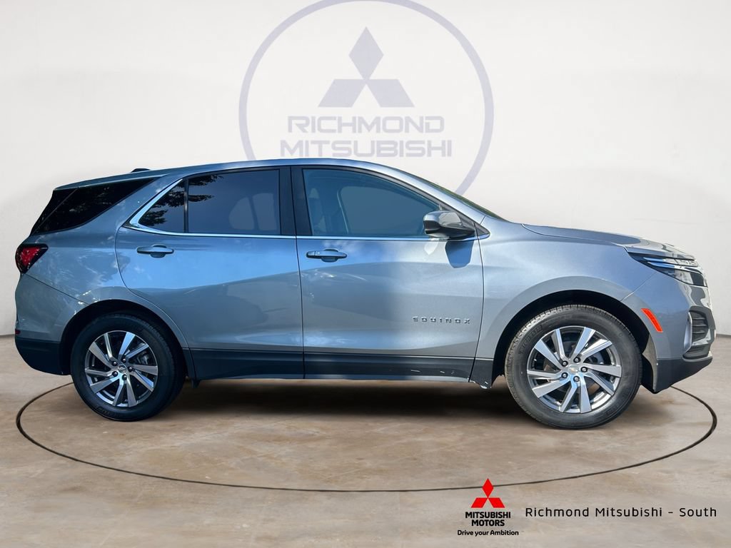 Used 2023 Chevrolet Equinox LT FWD image 2