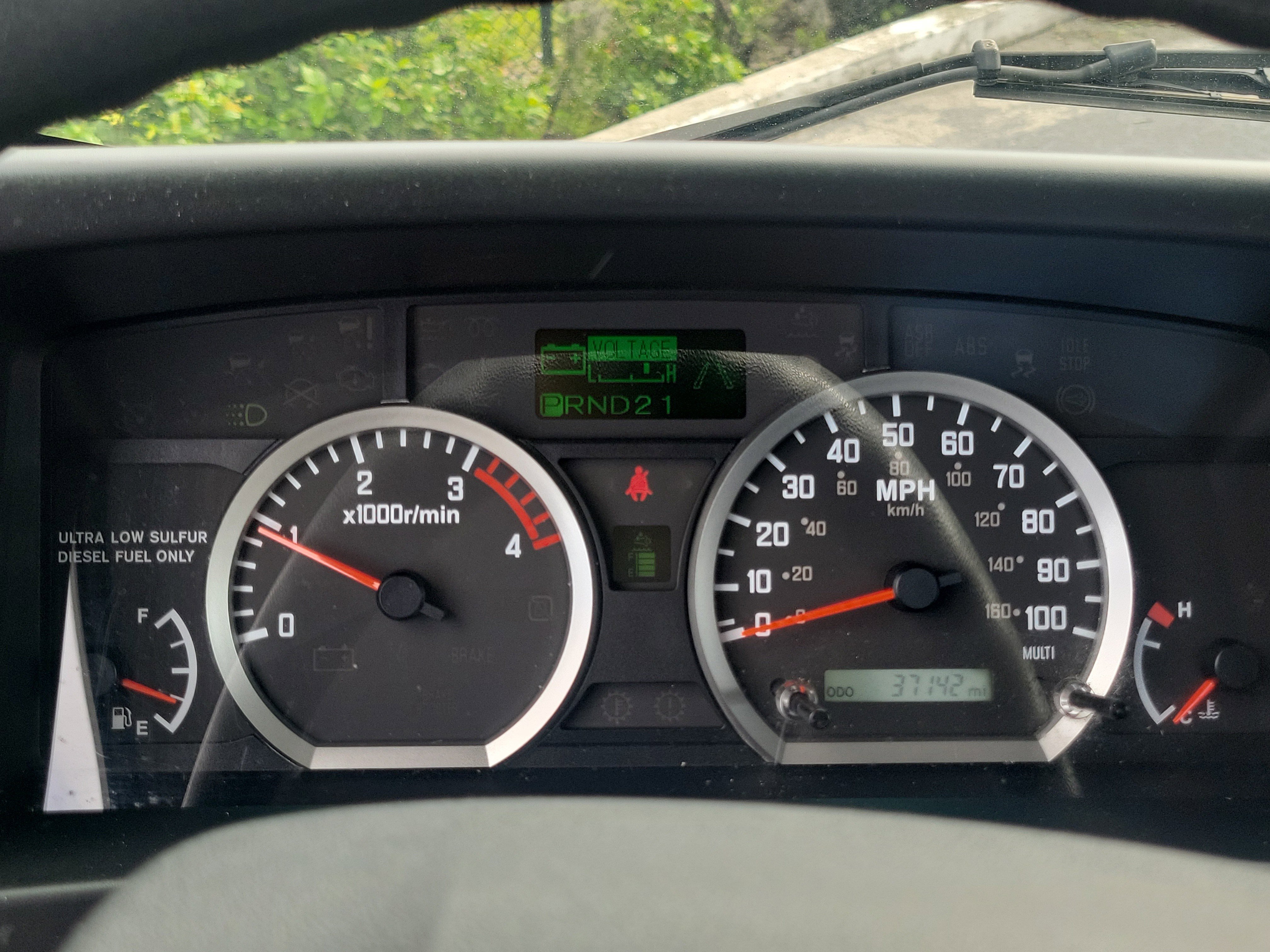 Used 2024 Isuzu NPR image 12