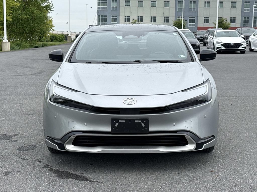 Used 2024 Toyota Prius Prime Premium FWD image 30