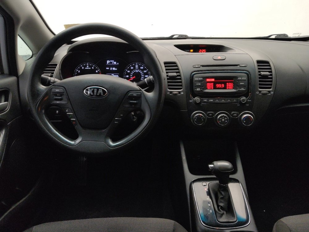 Used 2017 Kia Forte LX image 22