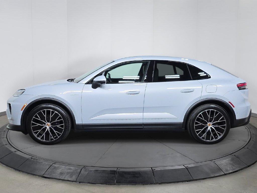 New 2026 Porsche Macan Electric RWD image 2
