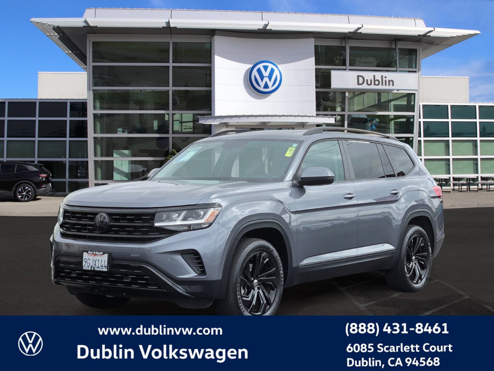 Certified 2023 Volkswagen Atlas SE w/ Panoramic Sunroof Package AWD/4WD image 8