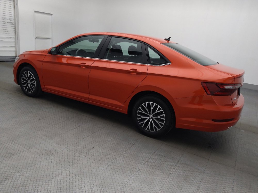 Used 2021 Volkswagen Jetta SE FWD image 3