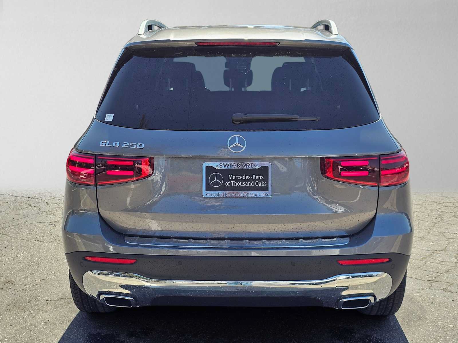 New 2026 Mercedes-Benz GLB 250 image 4