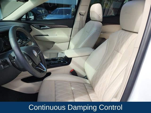 Used 2022 Buick Envision Avenir w/ Technology Package II image 20