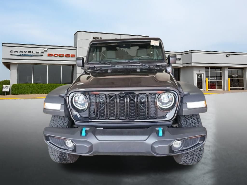 Used 2024 Jeep Wrangler Unlimited AWD/4WD image 4