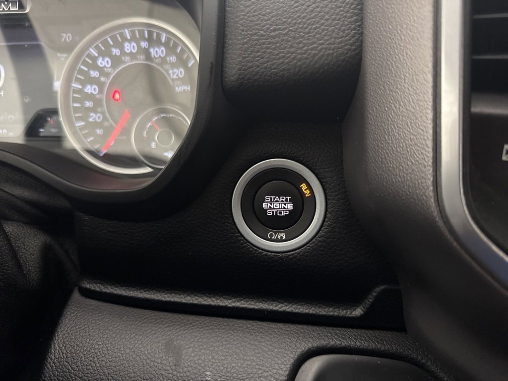 Used 2019 RAM 1500 Big Horn image 32