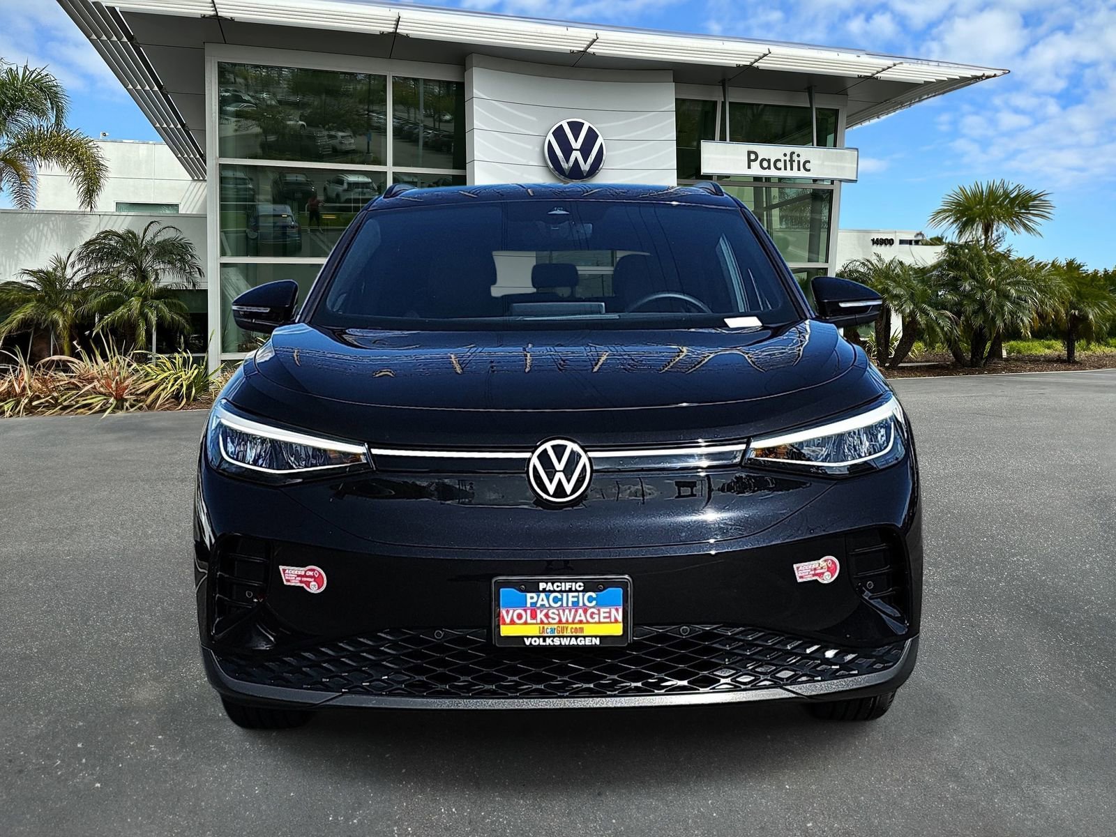 Certified 2023 Volkswagen ID.4 2WD image 2