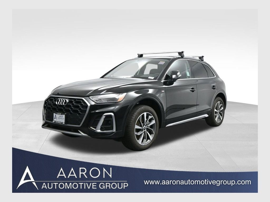 Used 2024 Audi Q5 2.0T Premium w/ Convenience Package image 1