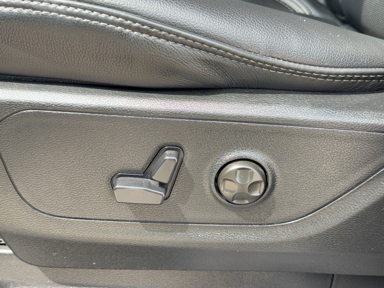 Used 2026 RAM 1500 RHO AWD/4WD image 16