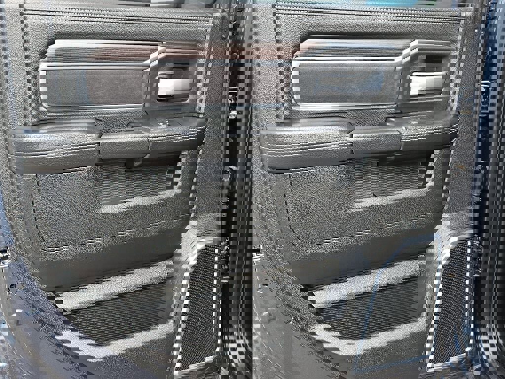 New 2026 RAM 2500 Laramie w/ Night Edition image 17