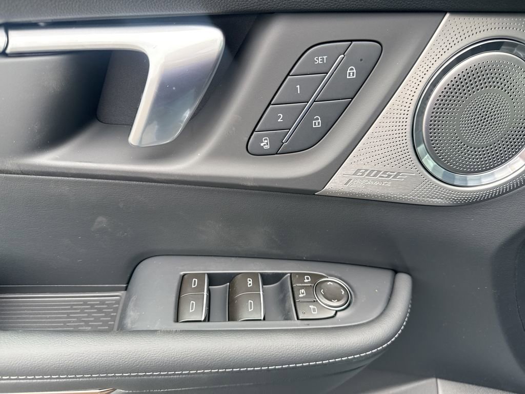 New 2026 Buick Enclave Avenir AWD/4WD image 24