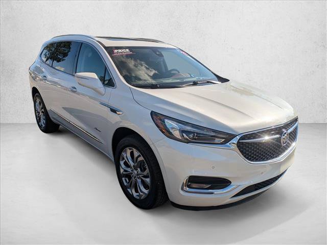 Used 2021 Buick Enclave Avenir w/ Avenir Technology Package FWD image 3