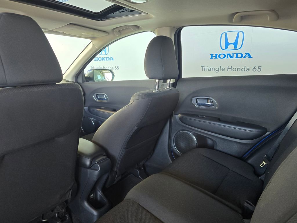 Used 2018 Honda HR-V EX image 28