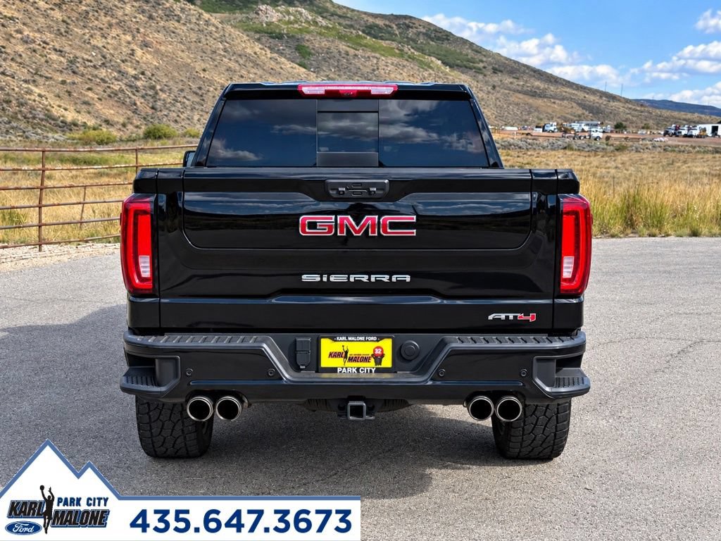 Used 2022 GMC Sierra 1500 AT4 w/ Technology Package AWD/4WD image 4