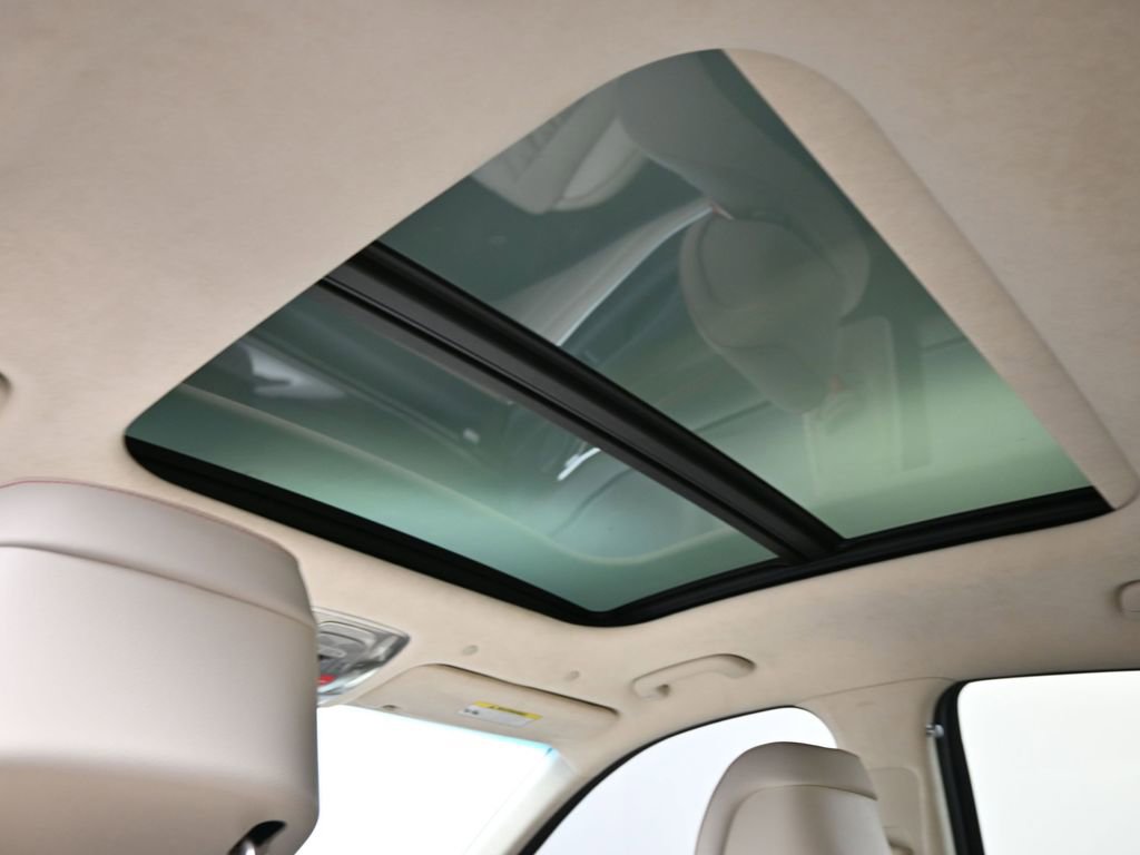 Used 2025 Genesis GV80 3.5T e-SC image 13