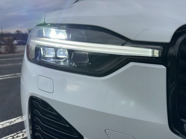 New 2026 Volvo XC60 B5 Plus w/ Protection Package Premier image 10