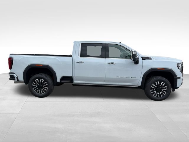 New 2026 GMC Sierra 3500 Denali Ultimate AWD/4WD image 8