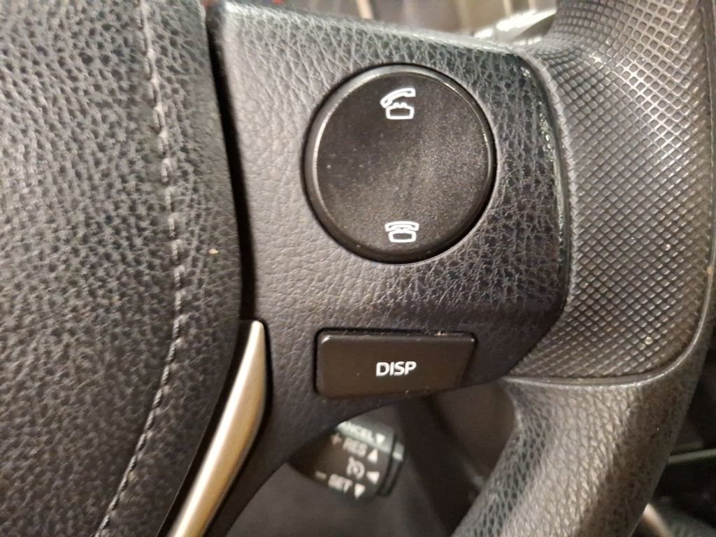Used 2013 Toyota RAV4 XLE image 19