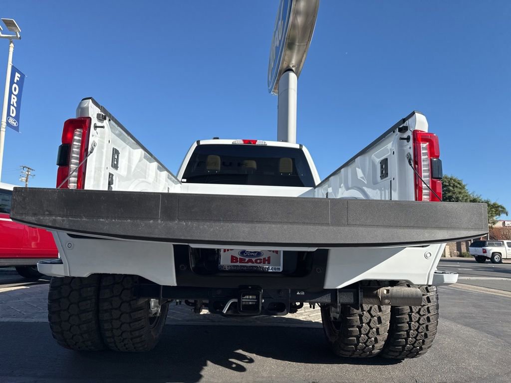 Used 2026 Ford F450 Lariat w/ FX4 Off-Road Package AWD/4WD image 14