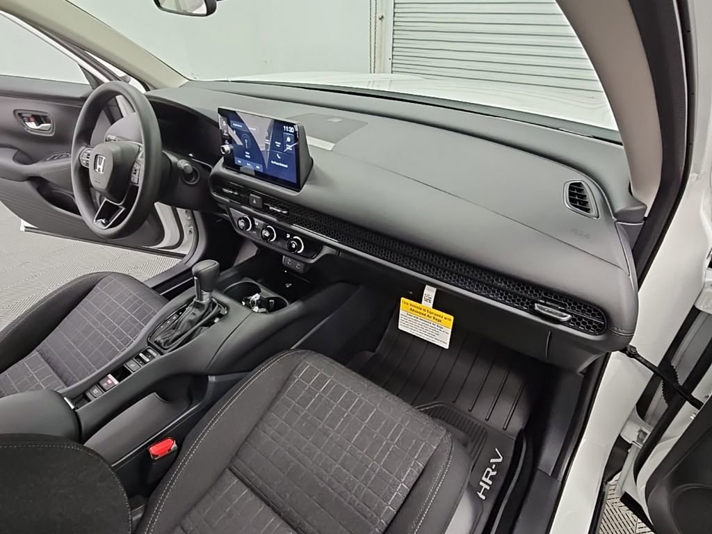 New 2026 Honda HR-V LX image 35