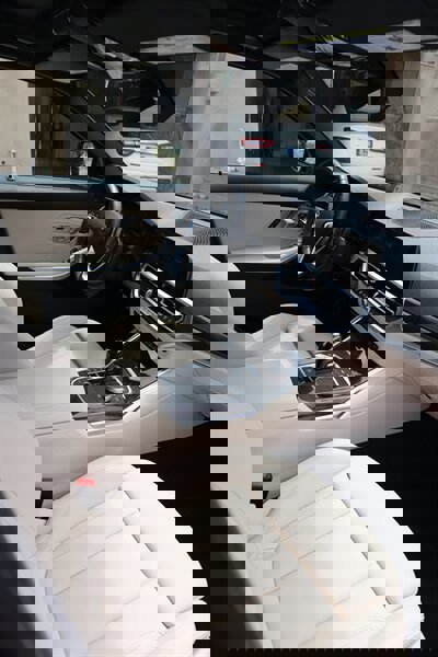 Used 2021 BMW 330e w/ Convenience Package image 25