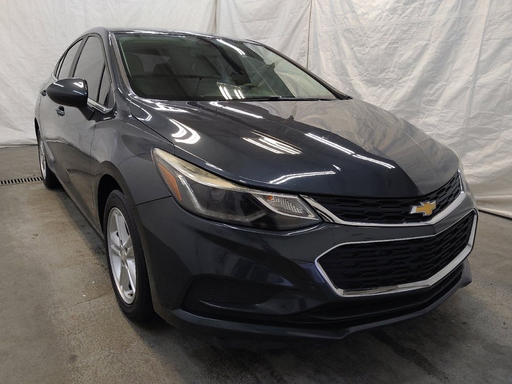 Used 2017 Chevrolet Cruze LT w/ Convenience Package image 13