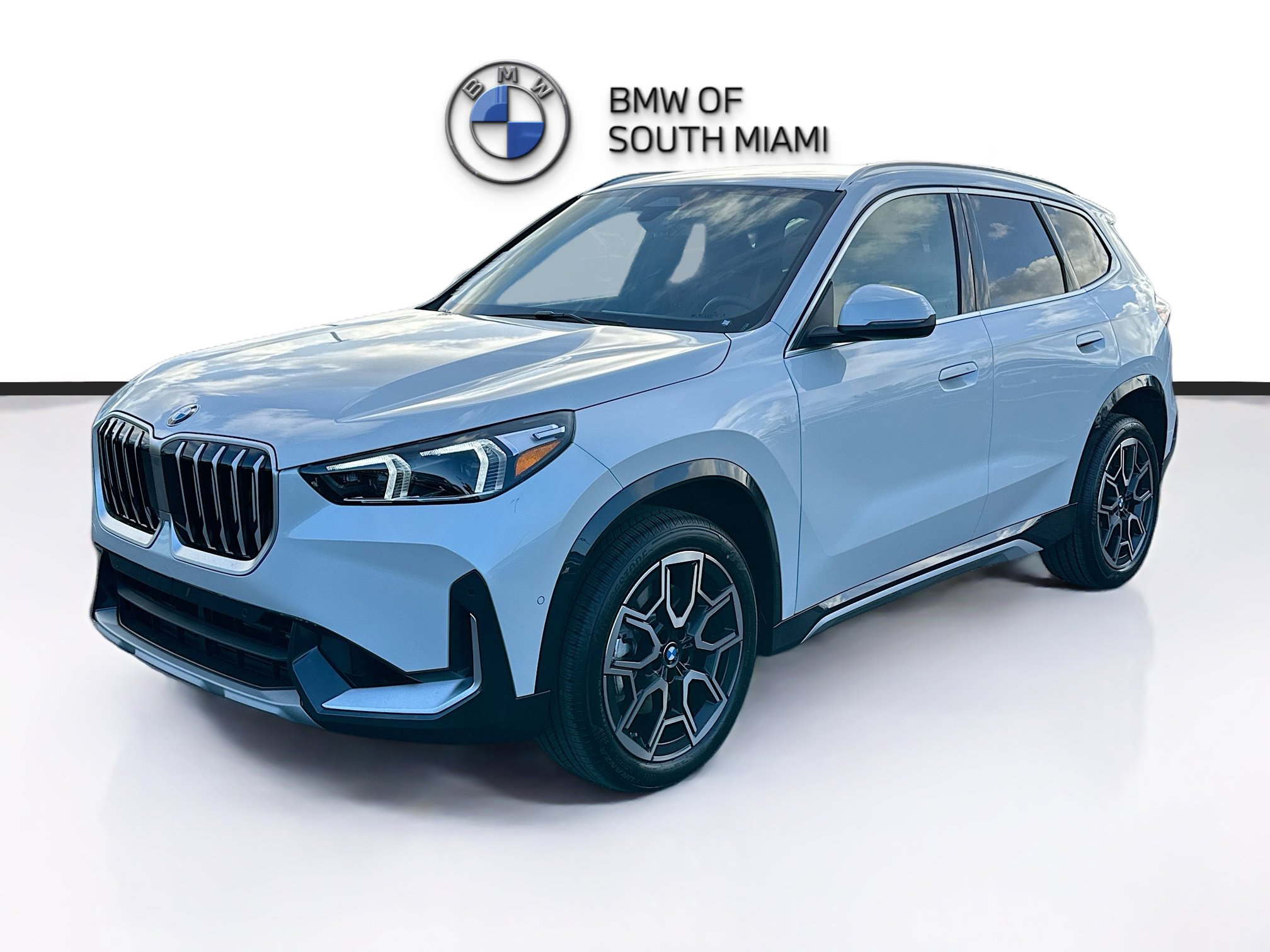 New 2026 BMW X1 xDrive28i image 3