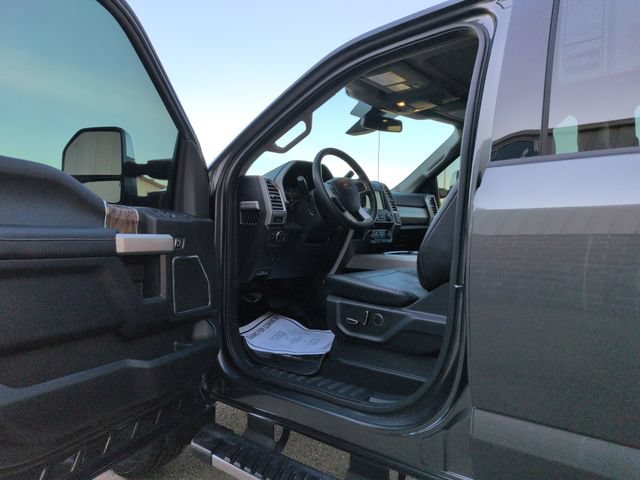 Used 2017 Ford F350 Lariat w/ Lariat Ultimate Package AWD/4WD image 9