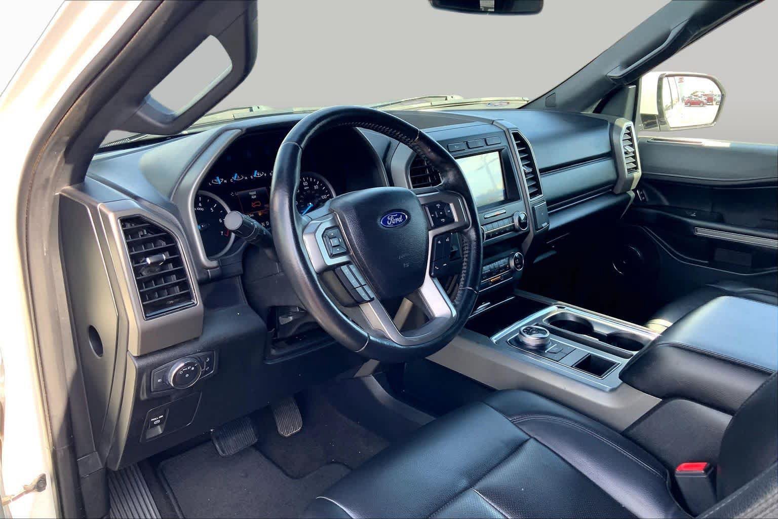 Used 2021 Ford Expedition XLT RWD image 18