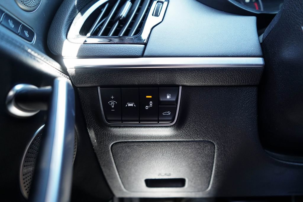 Used 2020 Kia Stinger GT2 RWD image 32