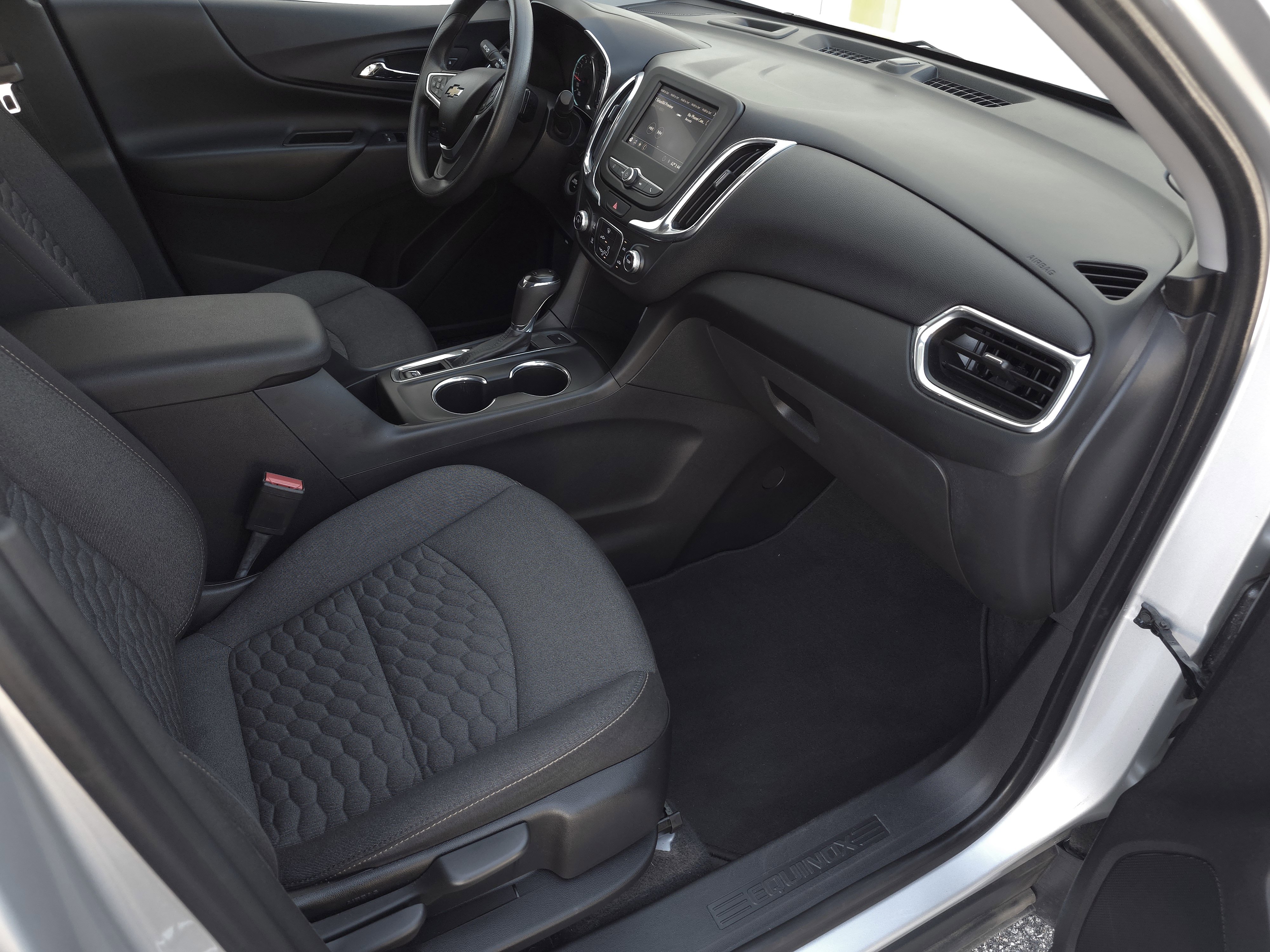 Used 2020 Chevrolet Equinox LT image 35