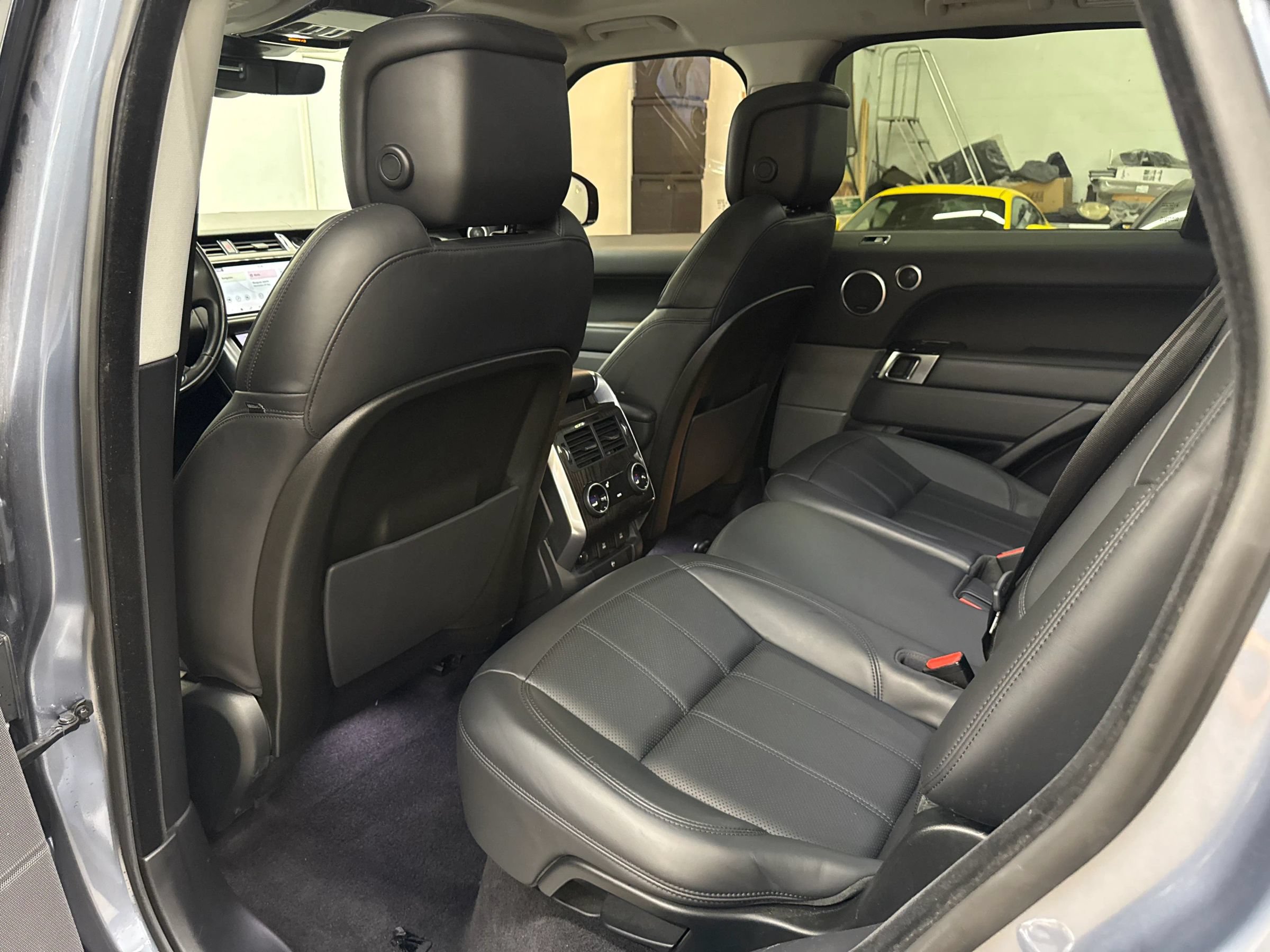 Used 2018 Land Rover Range Rover Sport Supercharged AWD/4WD image 24