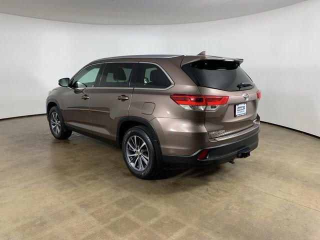 Used 2019 Toyota Highlander XLE w/ Protection Package #3 image 16